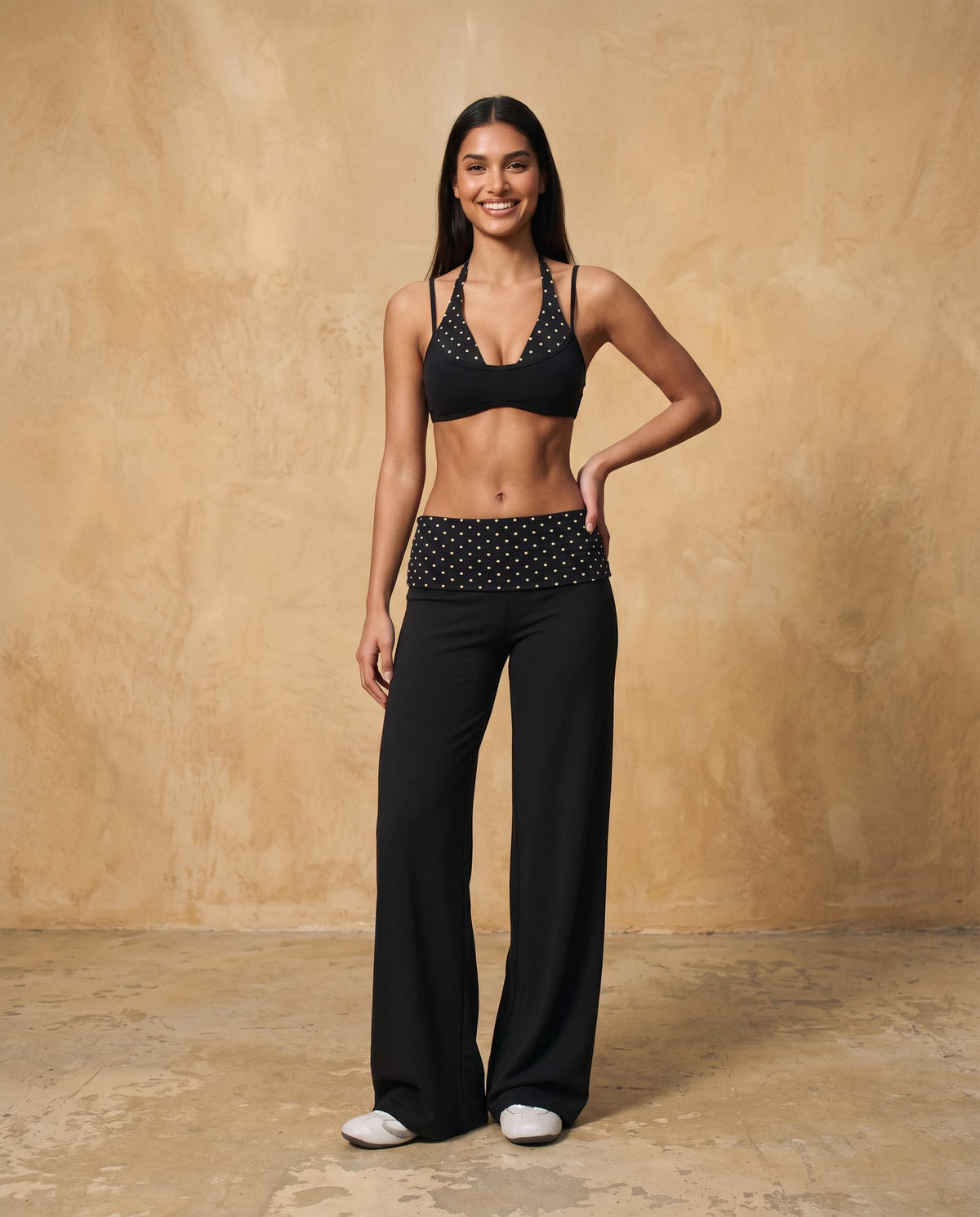 Veyrali Rhythm - Halter Sports Bra & Wide-Leg Pants Set