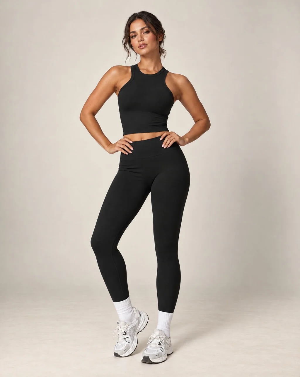 High-waist seamless yoga leggings in black with ankle-length leg openings and snug fit