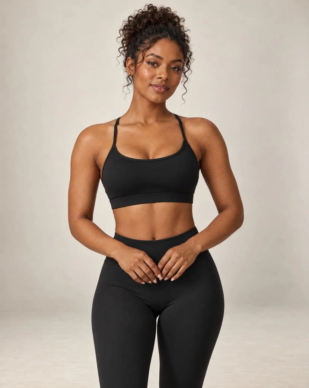 Elarune Whisper - Thin-Strap Scoop-Neck Sports Bra