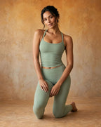 Cross Glow - Quick-Dry V-Neck Cross-Back Sports Bra