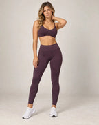 Seamless Edge - Contrast-Trim Sports Bra